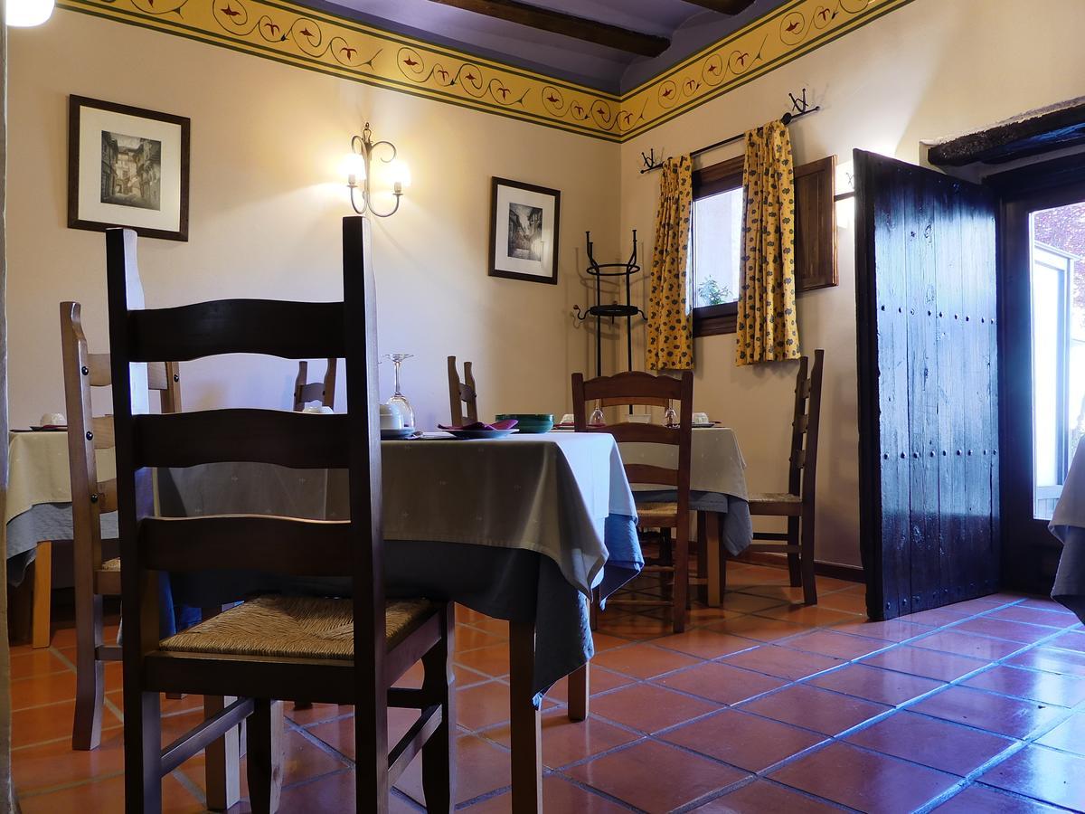 Hotel Posada Del Adarve Альбаррасин Экстерьер фото