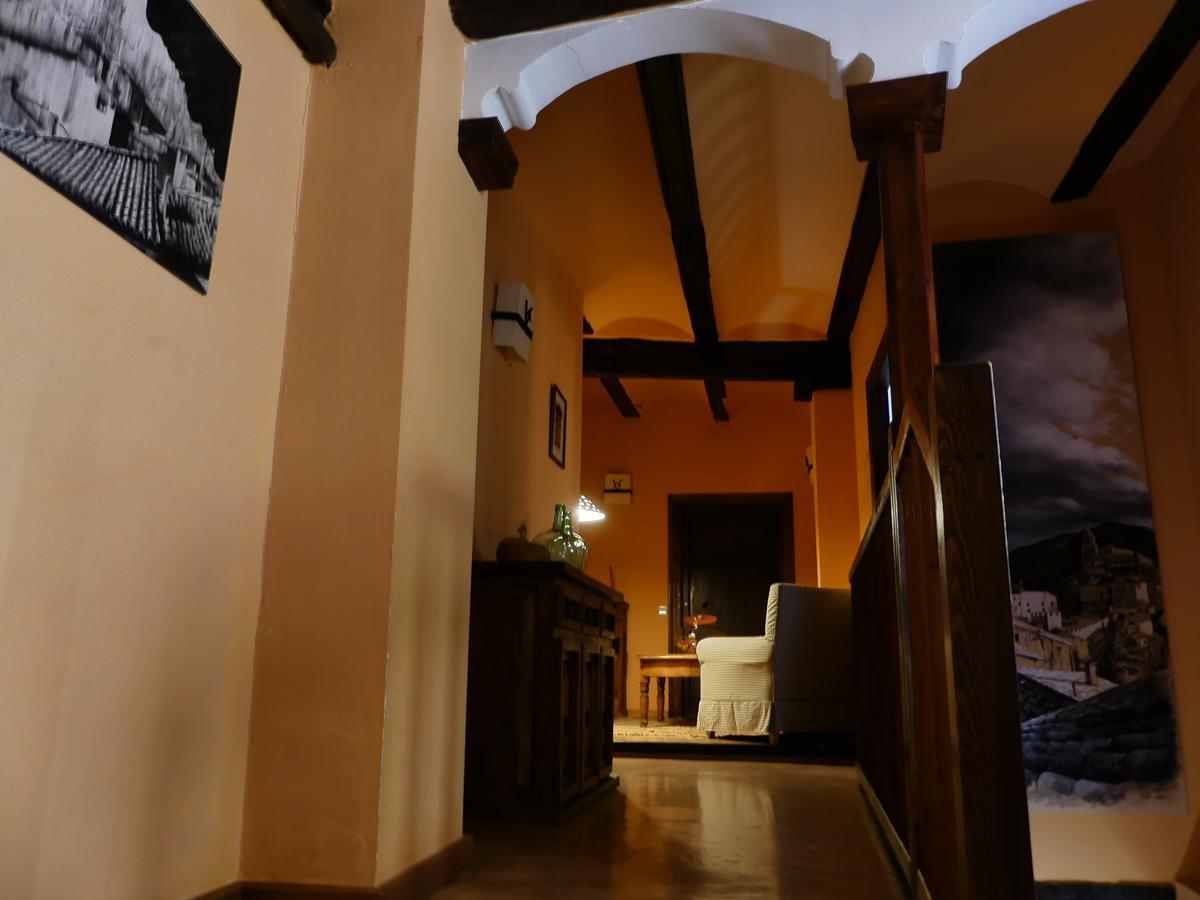 Hotel Posada Del Adarve Альбаррасин Экстерьер фото
