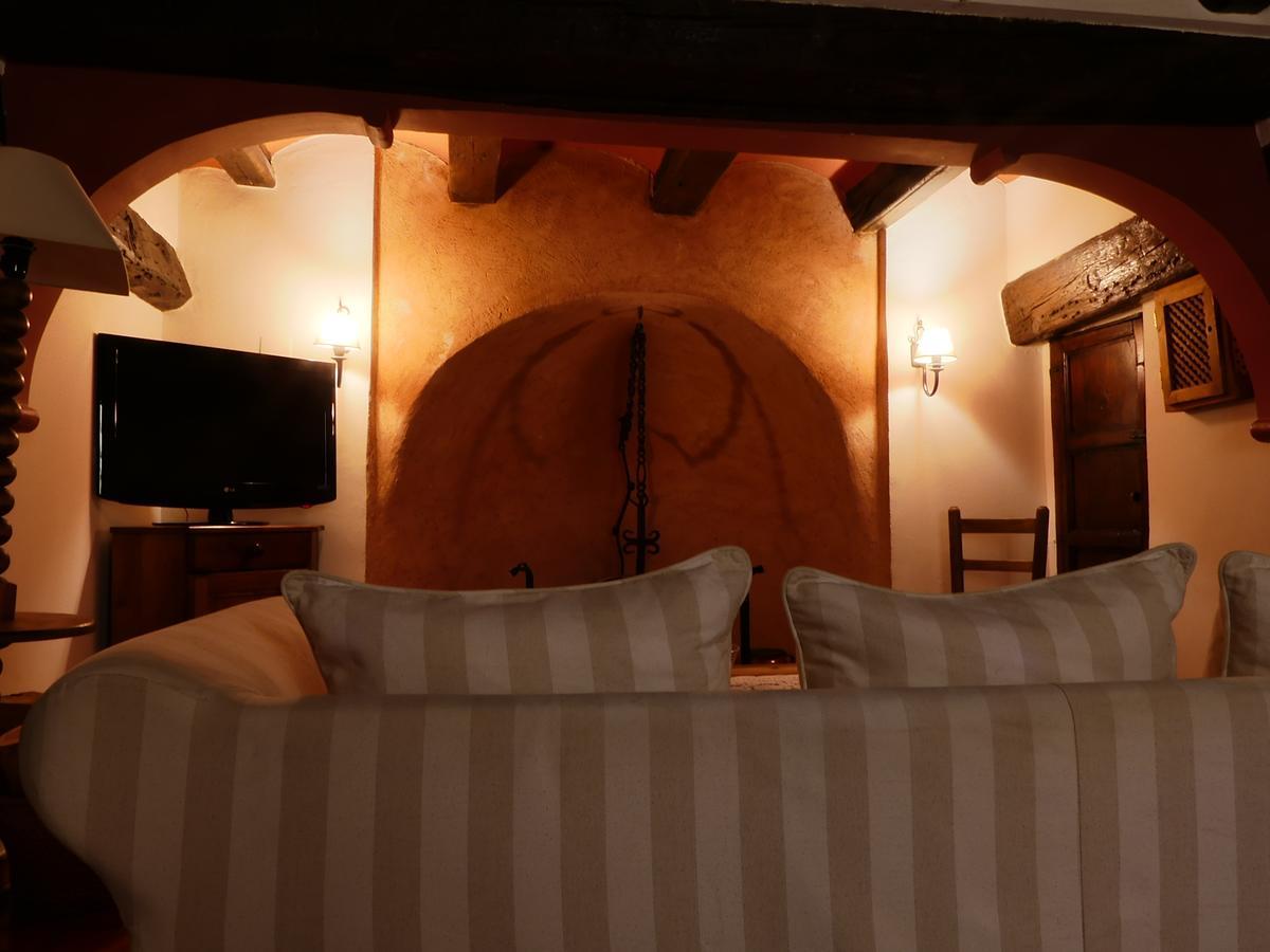 Hotel Posada Del Adarve Альбаррасин Экстерьер фото
