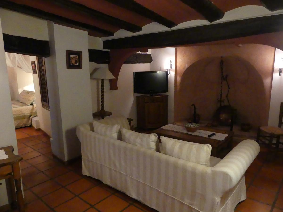 Hotel Posada Del Adarve Альбаррасин Экстерьер фото