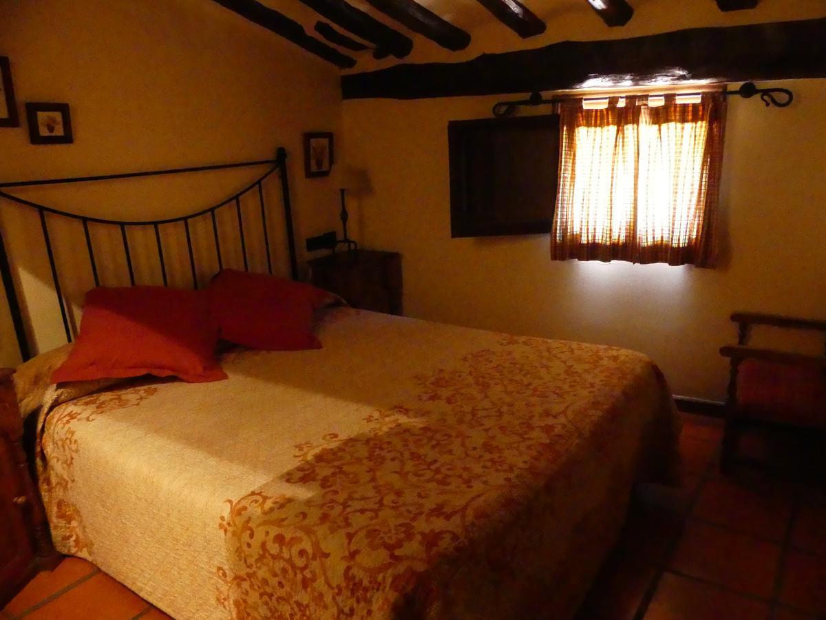 Hotel Posada Del Adarve Альбаррасин Экстерьер фото